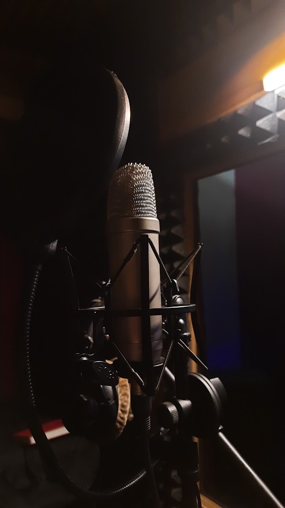Studio Image 9-1
